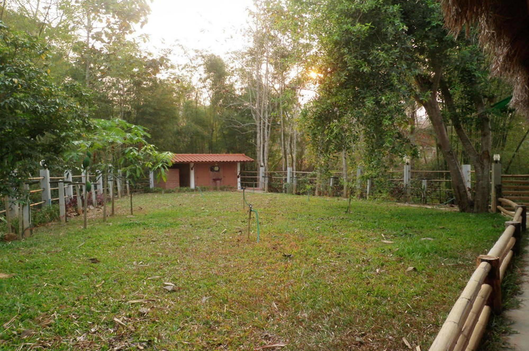 Rim Nam Kong Homestay Pak Chom 외부 사진